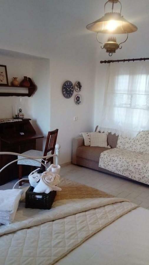 Charouda Stone Tower Appartement Pírgos Dhiroú Buitenkant foto